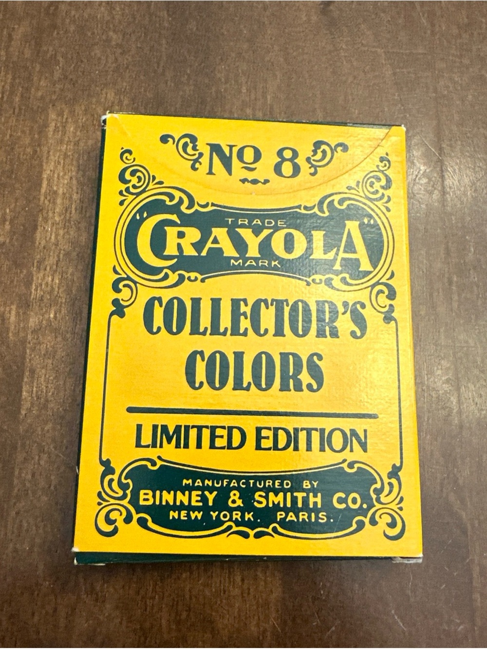 1991 No. 8 Crayola Collector’s Colors Limited Edition 8 Retired Crayon Colors